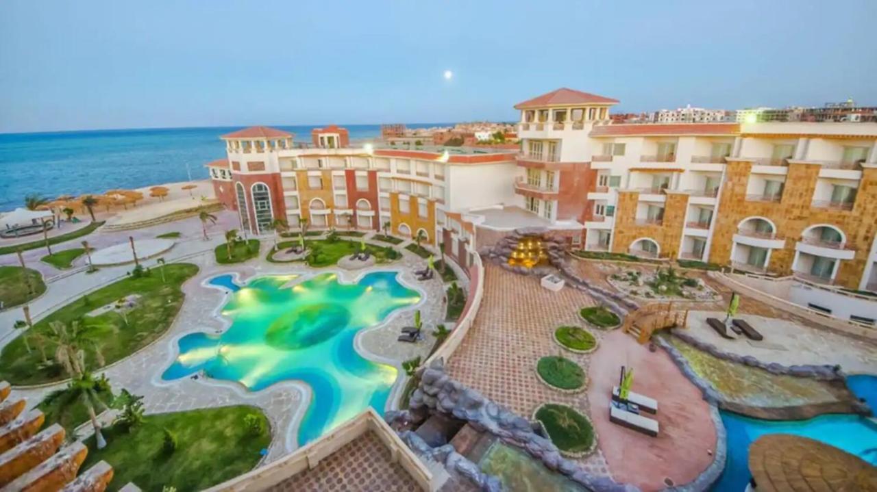 Royal Beach Resort, 洪加達 外观 照片